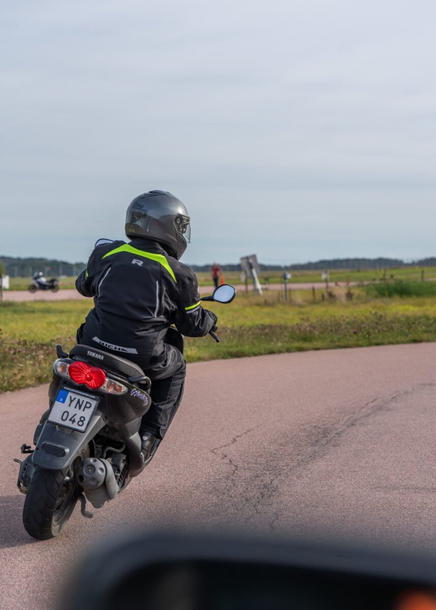 Moped Enköping